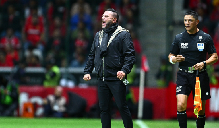 Antonio-Mohamed-considero-que-el-arbitraje-estuvo-un-poco-en-contra-del-Toluca-770x450-1 Turco Mohamed explota contra el arbitraje en su debut en la Leagues Cup 2025 tras empate ante Columbus Crew