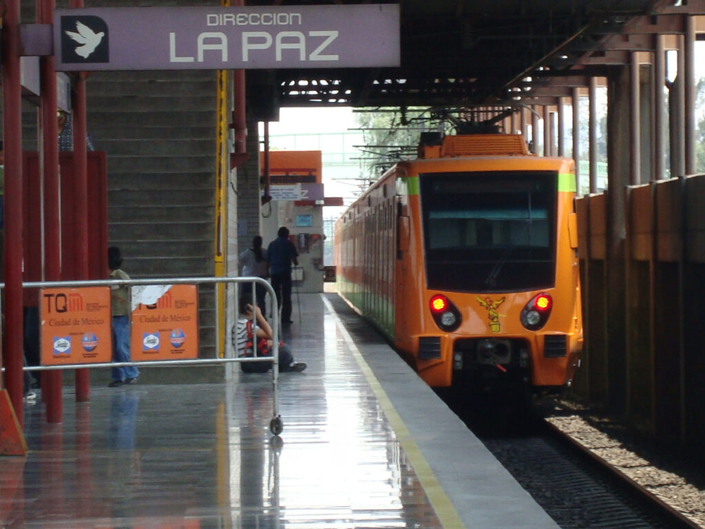 FE-07_en_Agricola_Oriental_Linea_A_Mexico_DF-1024x768 Falla geológica en Línea A del Metro deja sin servicio a estaciones Los Reyes y La Paz