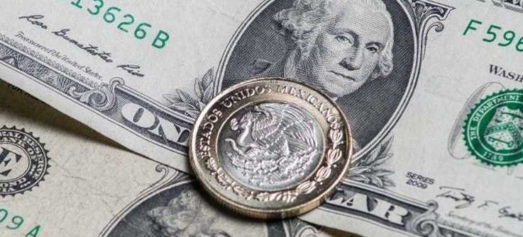 Peso_dolar_6fa5f05274 Peso cierra con ganancia semanal de doble dígito ante el dólar: ¿En cuánto quedó el tipo de cambio?