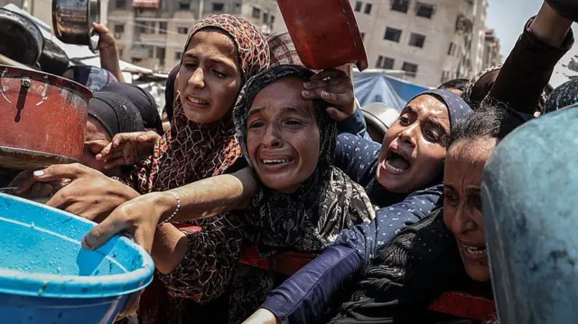 na Trump pide a Netanyahu garantizar entrega de alimentos en Gaza ante crisis humanitaria