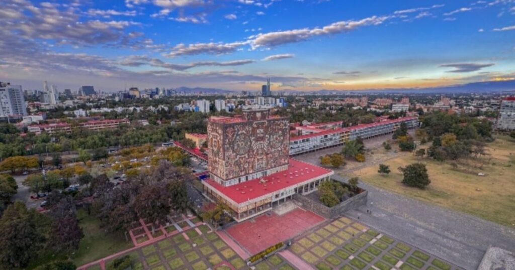 una-1024x538 Cuatro jóvenes obtienen puntaje perfecto en examen de admisión a la UNAM 2025