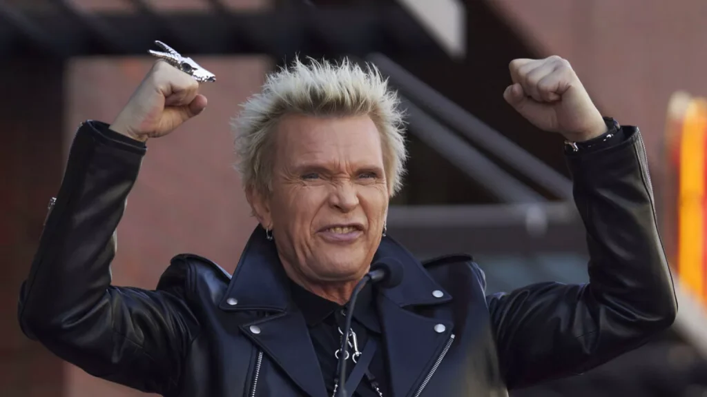 1536x864_cmsv2_46b94cc2-216a-52eb-ac45-07a3d5bccd9a-7291082-1-1024x576 Billy Idol ofrecerá experiencia VIP para una pareja en Red Rocks: concierto, brindis y foto en el escenario