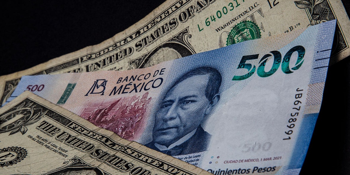 Tipo-de-cambio-peso-dolar-reanuda-tendencia-a-la-baja