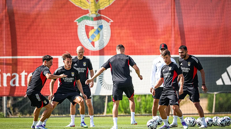 image-29 Richard Ríos debuta como titular en la victoria del Benfica ante Niza en Champions League
