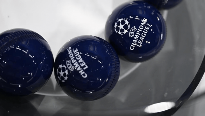 las_bolas_del_sorteo_de_la_champions_league_preparadas_en_la_sede_de_la_uefa_001