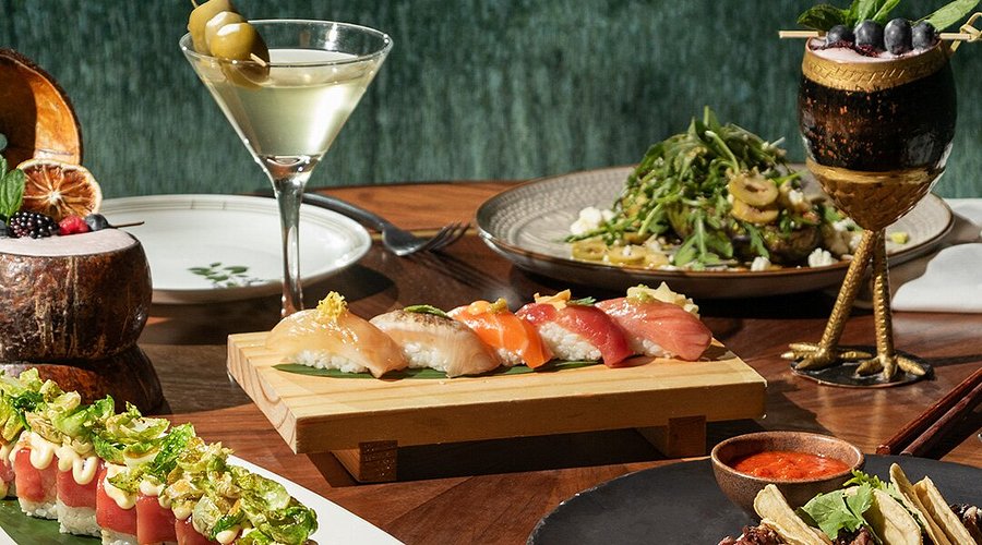 varios Animal St. Regis: el restaurante imperdible en CDMX que fusiona cocina mexicana y japones